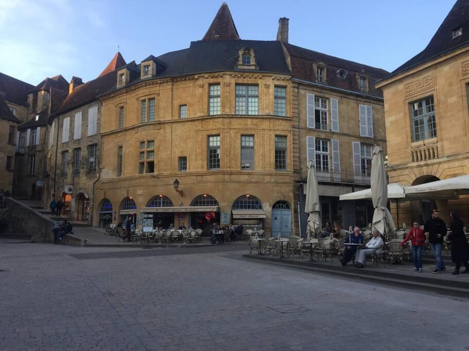La Maison Valentin Au Coeur De La Cite Medievale Sarlat-la-Canéda Exterior foto